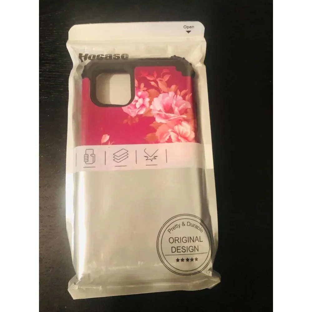 Brand New‎ Burgundy Flower Pattern iPhone 11 Pro Max / Phone Accessories